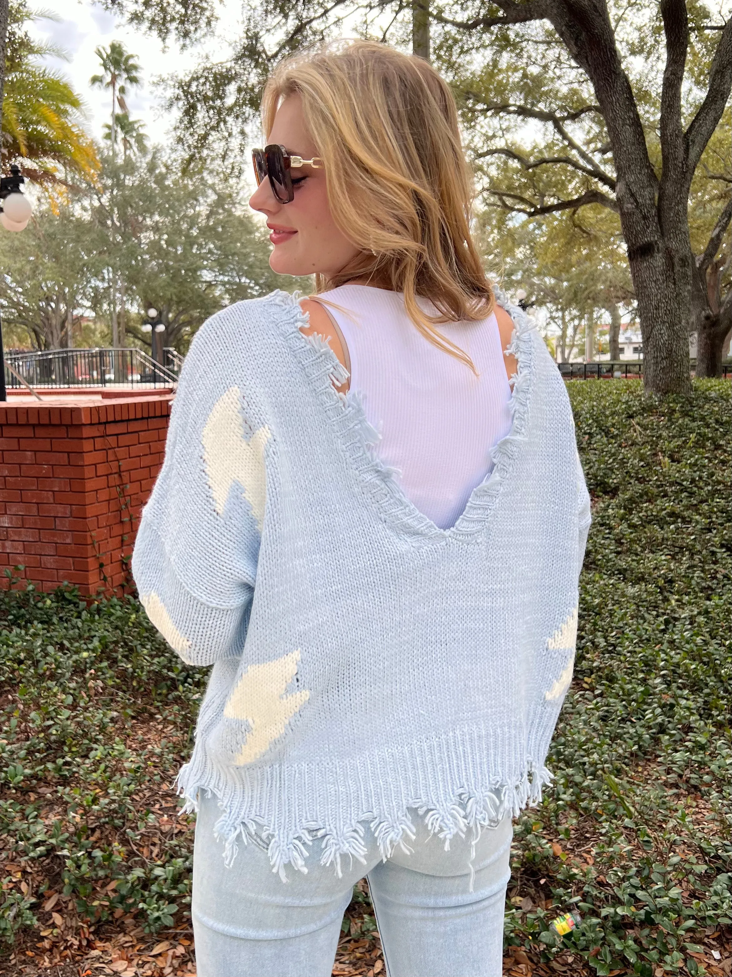 CAPTAIN BOLT SWEATER IN LIGHT BLUE