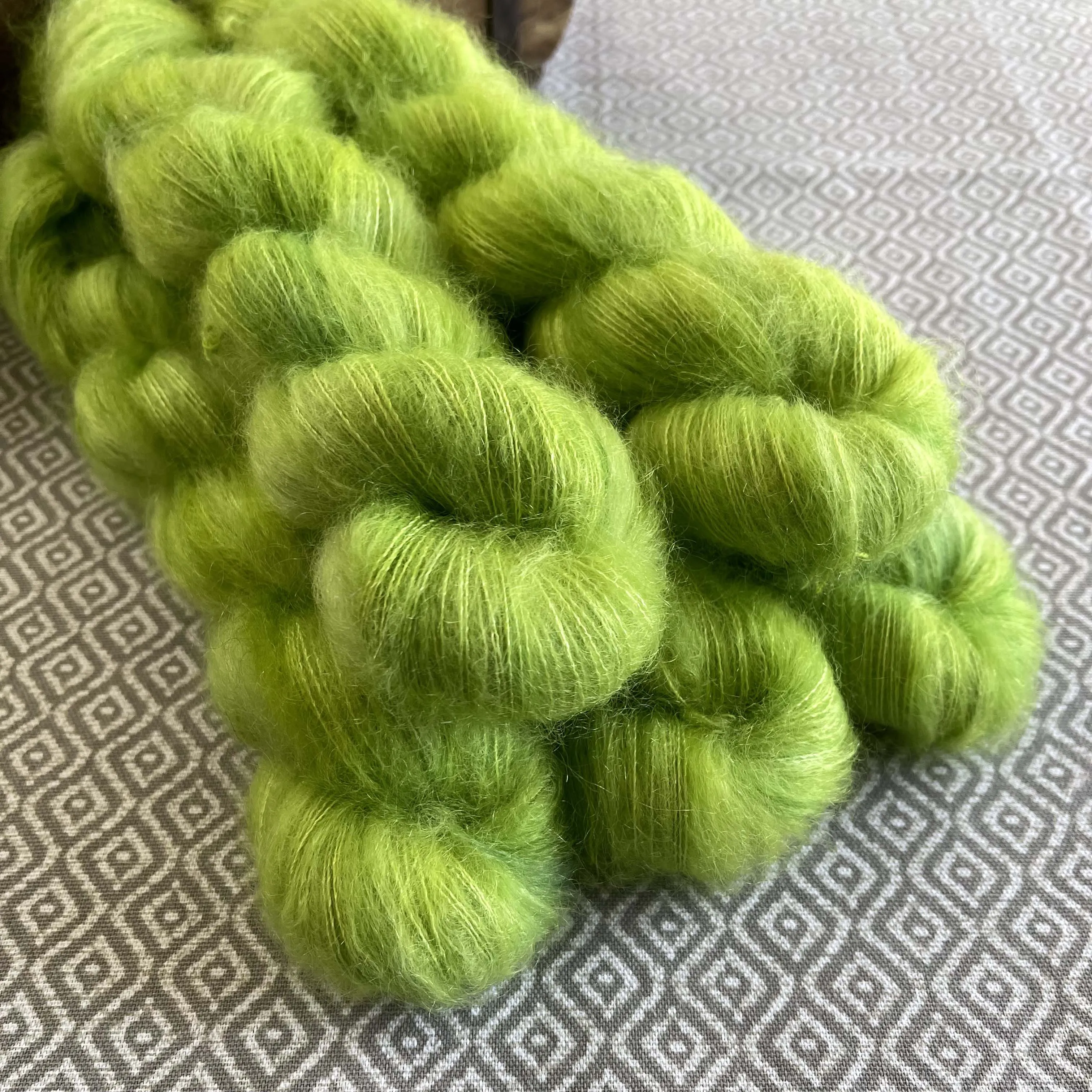 Fine Fluff Yarn - Lime Semi Solid