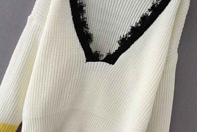Solid Color Long Sleeve Deep V Neck Tassels Sweater