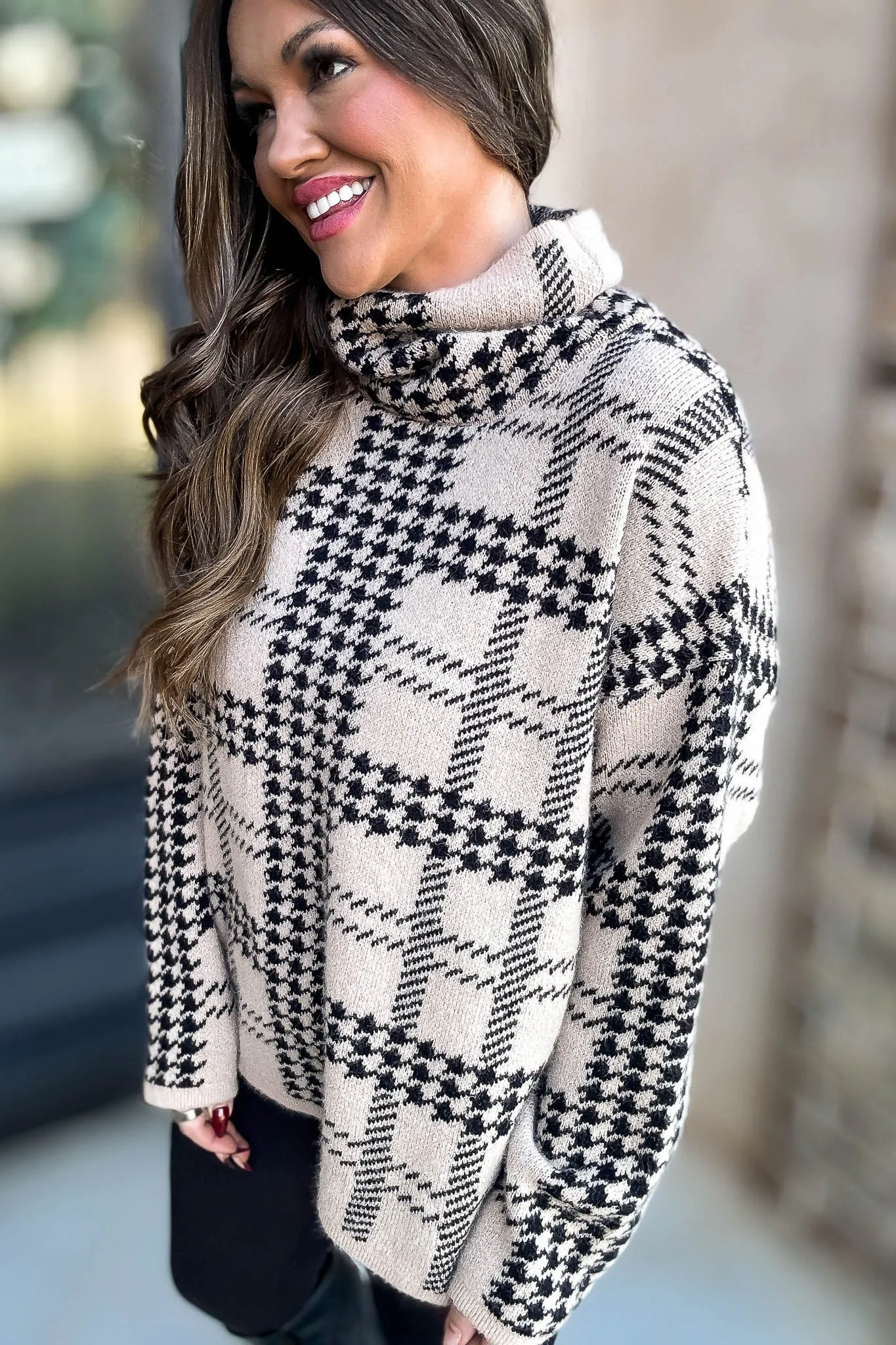 Turtle Neck Houndstooth Sweater